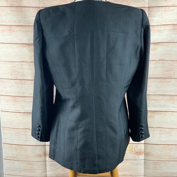 Carlisle Black Silk Jacket - Picture 2 of 4